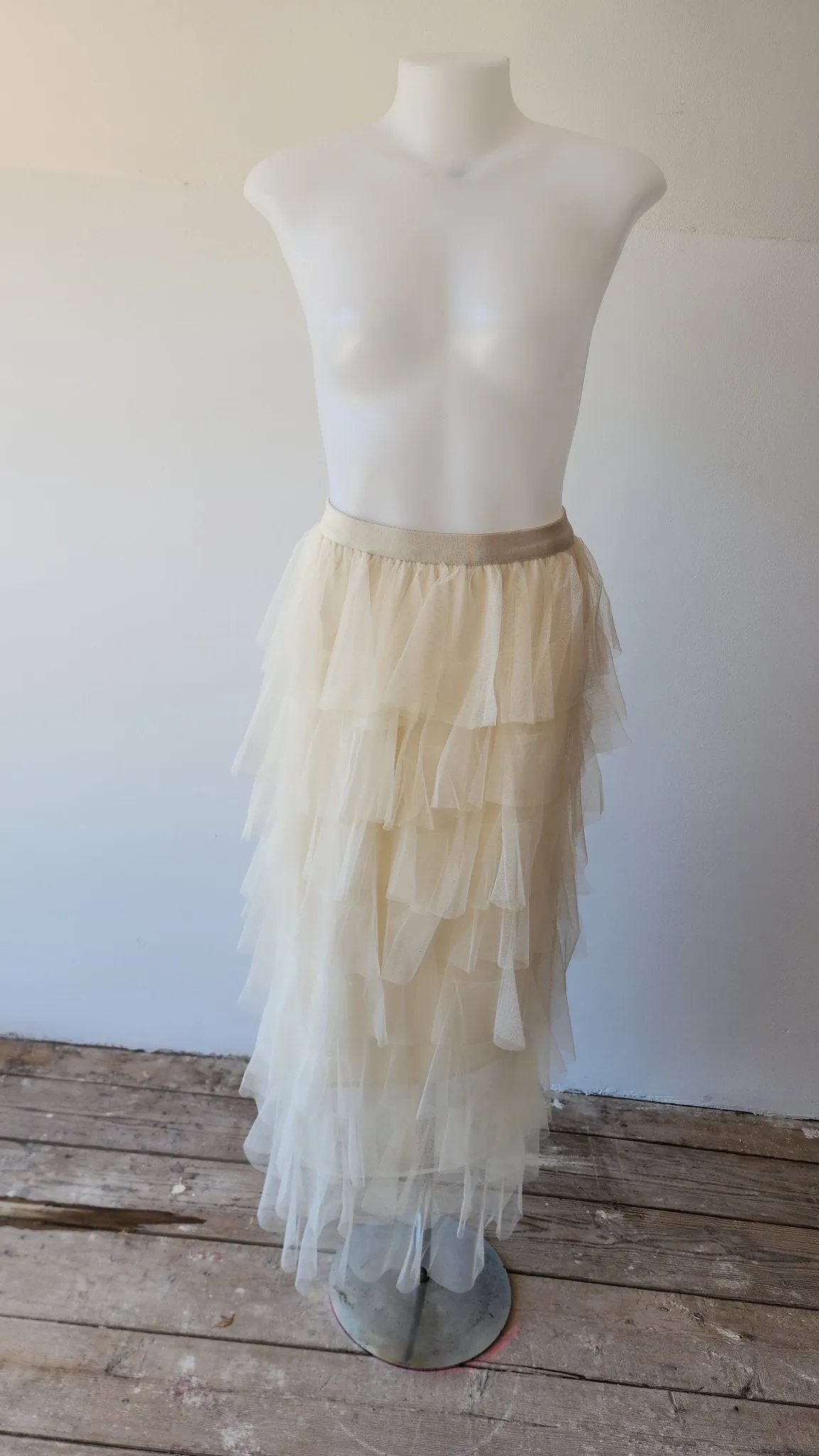 Beige Layered midi Tulle Skirt