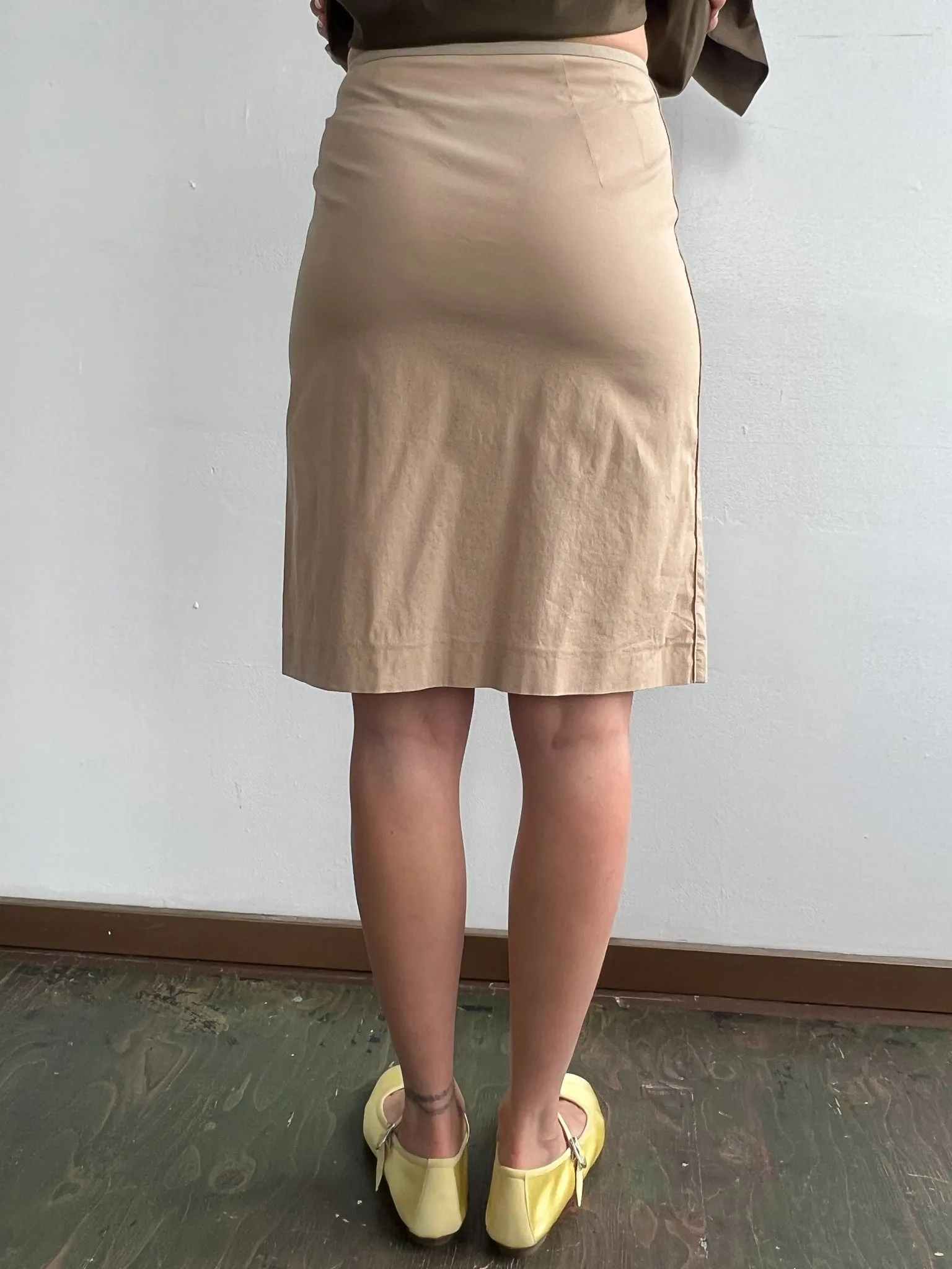 Beige Skinny Buckle Skirt (S)