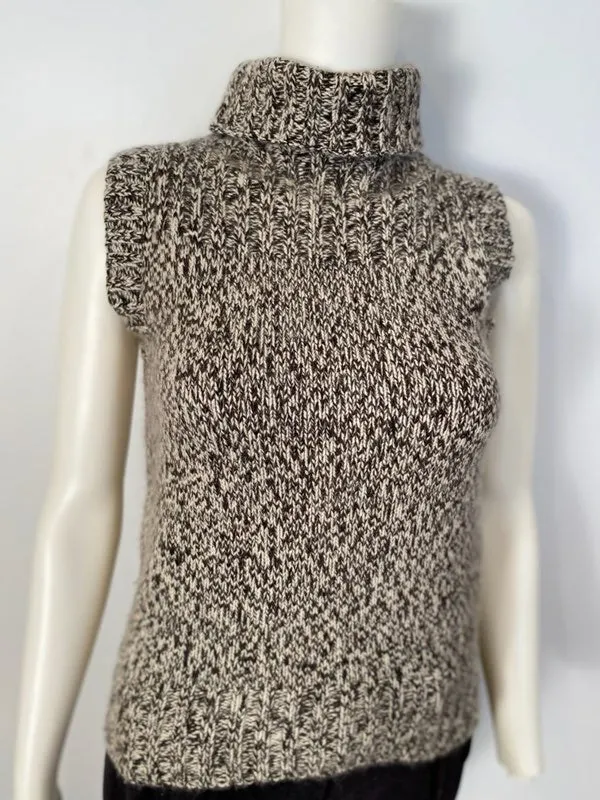 Chanel 04A 2004 Fall Cashmere Brown Cable Knit Tweed Turtleneck Sweater Top FR 36 US 4