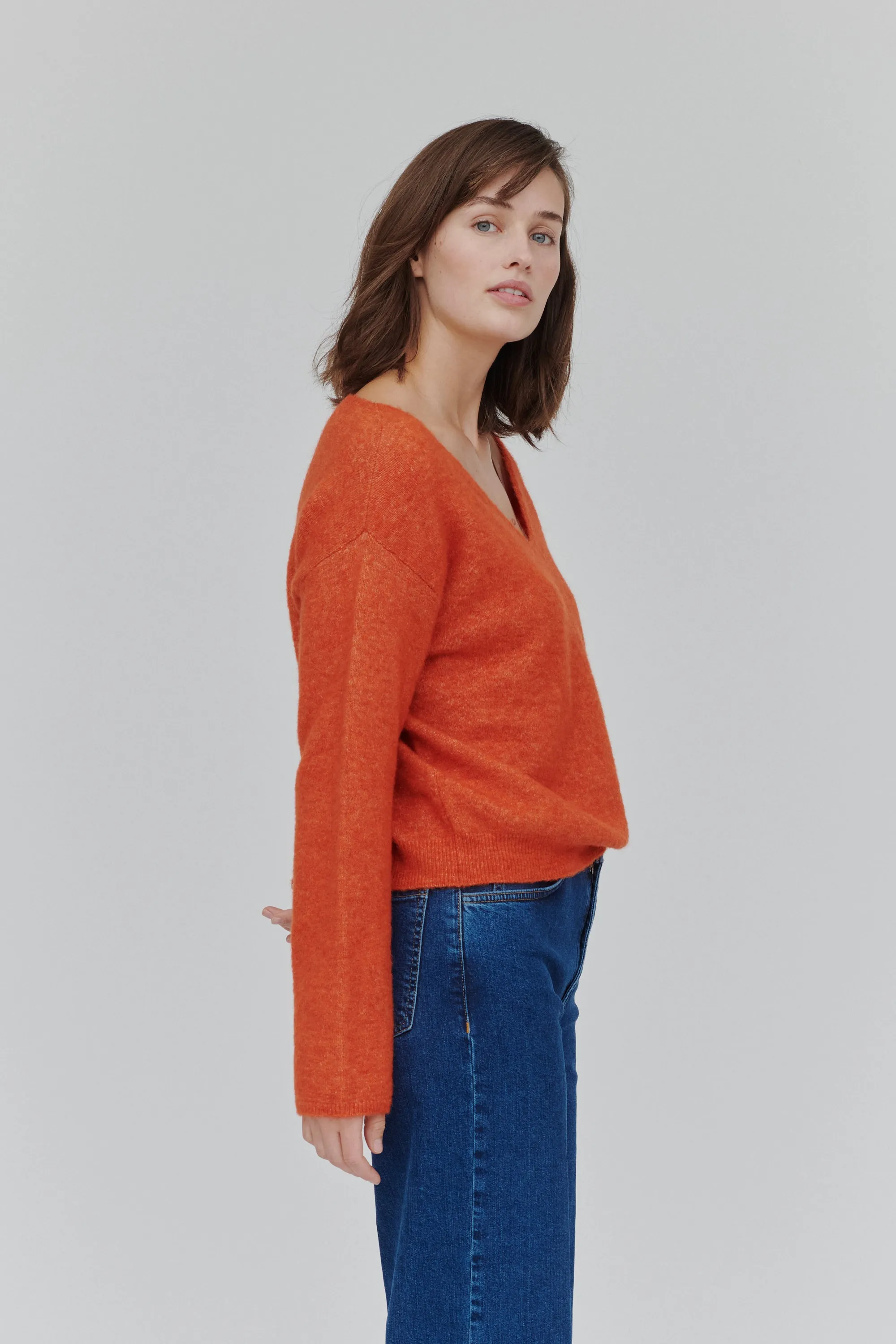 Claudine V. Sweater - Spicy Orange