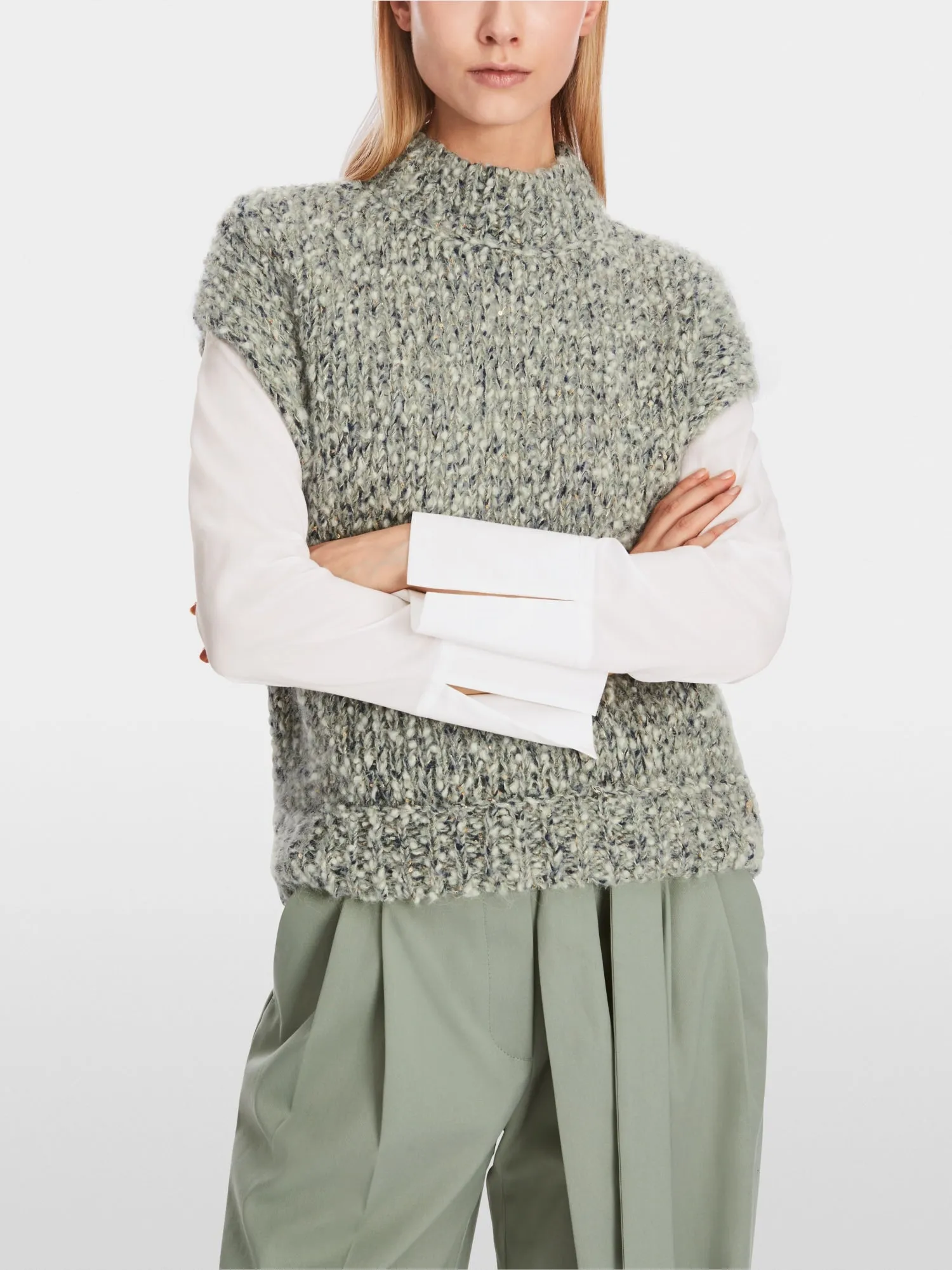 Sweater - Avocado/White