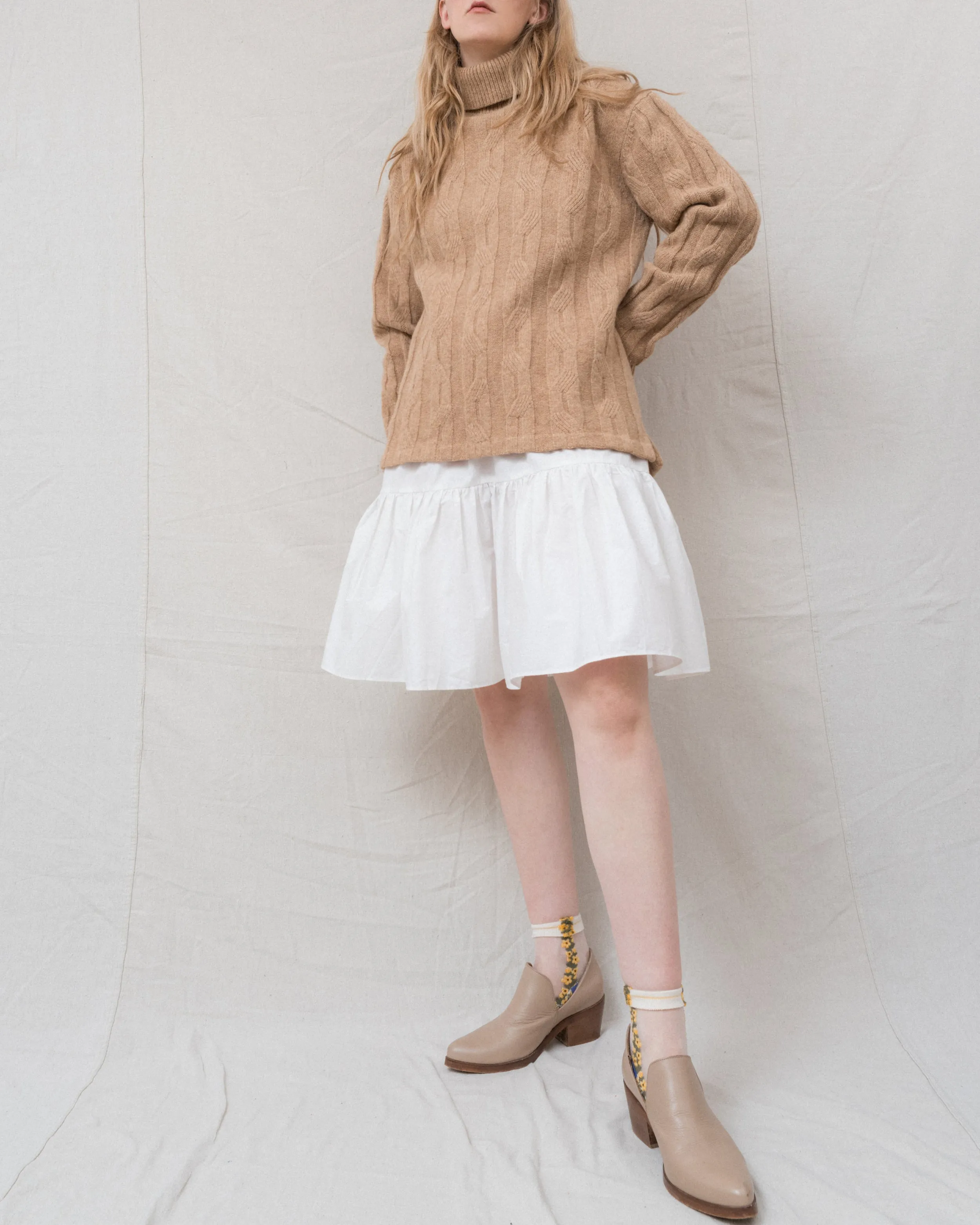 Vintage Toffee Lambs Wool Knit Sweater (S-L)